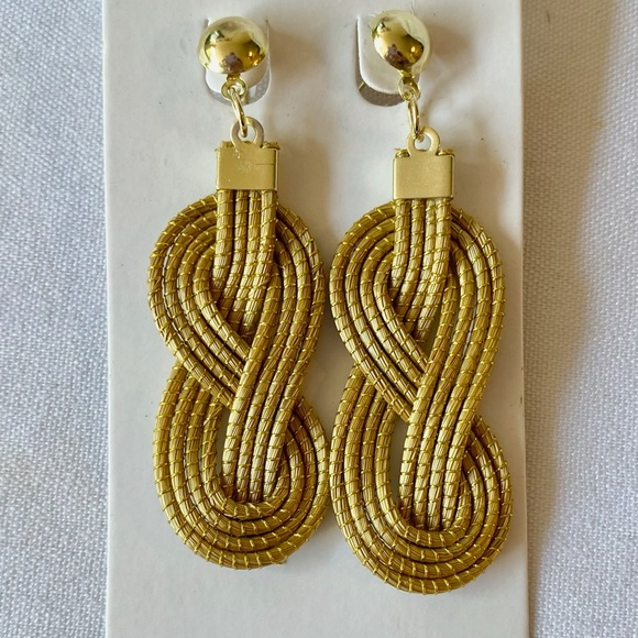 Rare Golden Grass Earrings - Picture 11 of 14